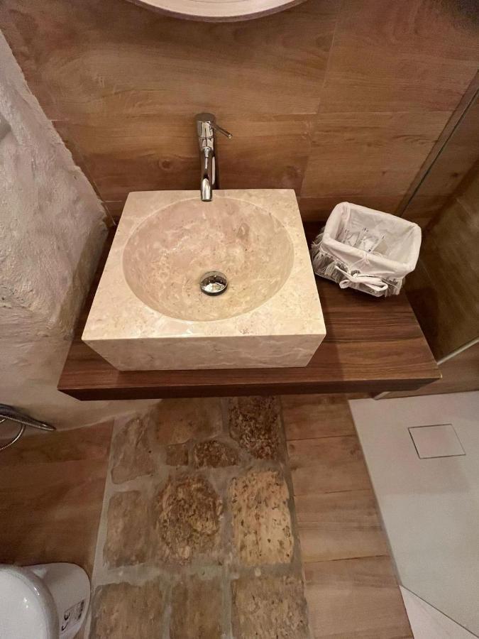 La Segreta Del Castello, Private Access Bed & Breakfast Gioia Del Colle Exterior photo
